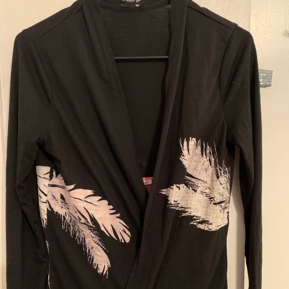 Rue21 Sweaters - Printed cardigan. M